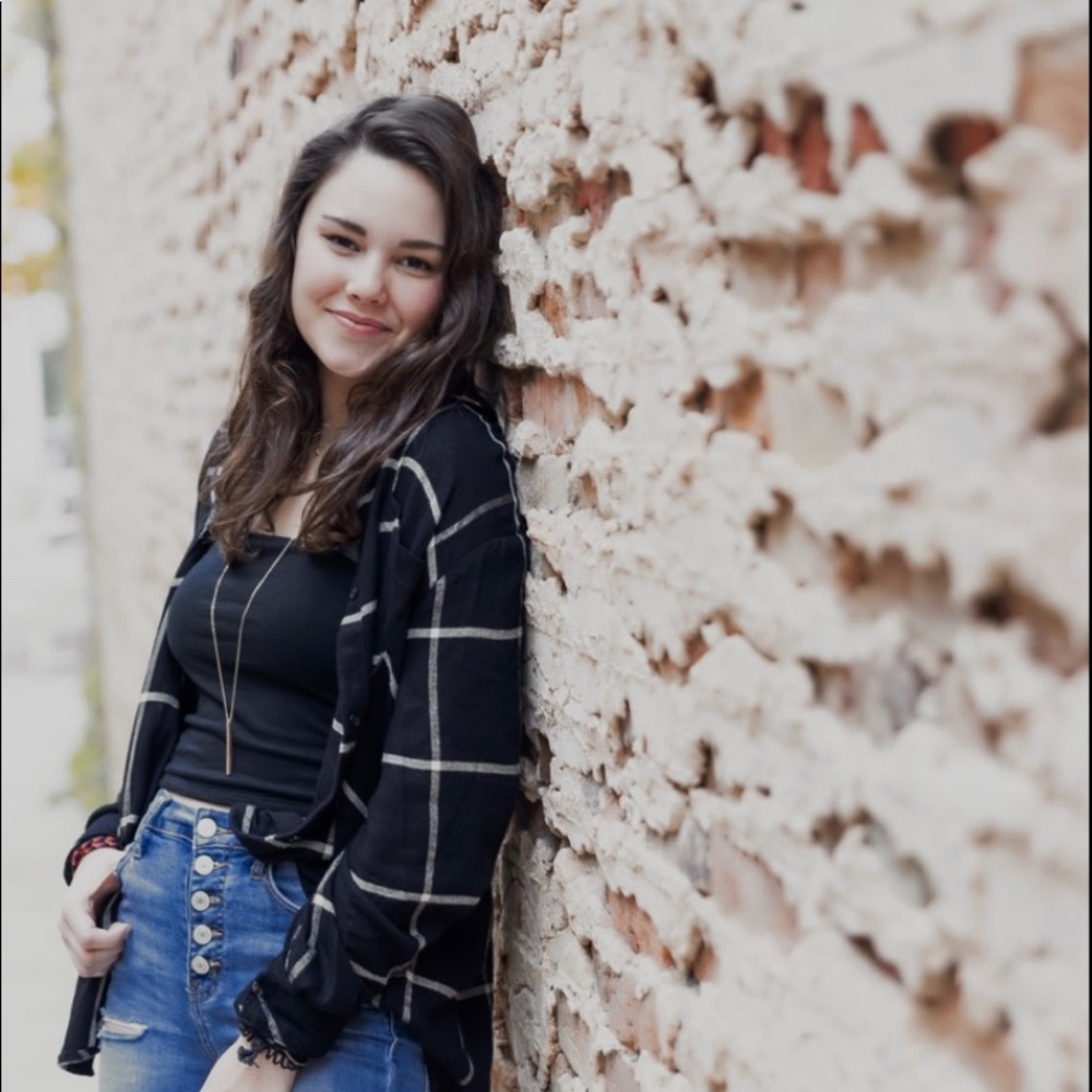 Meet your Posher, Kaitlyn